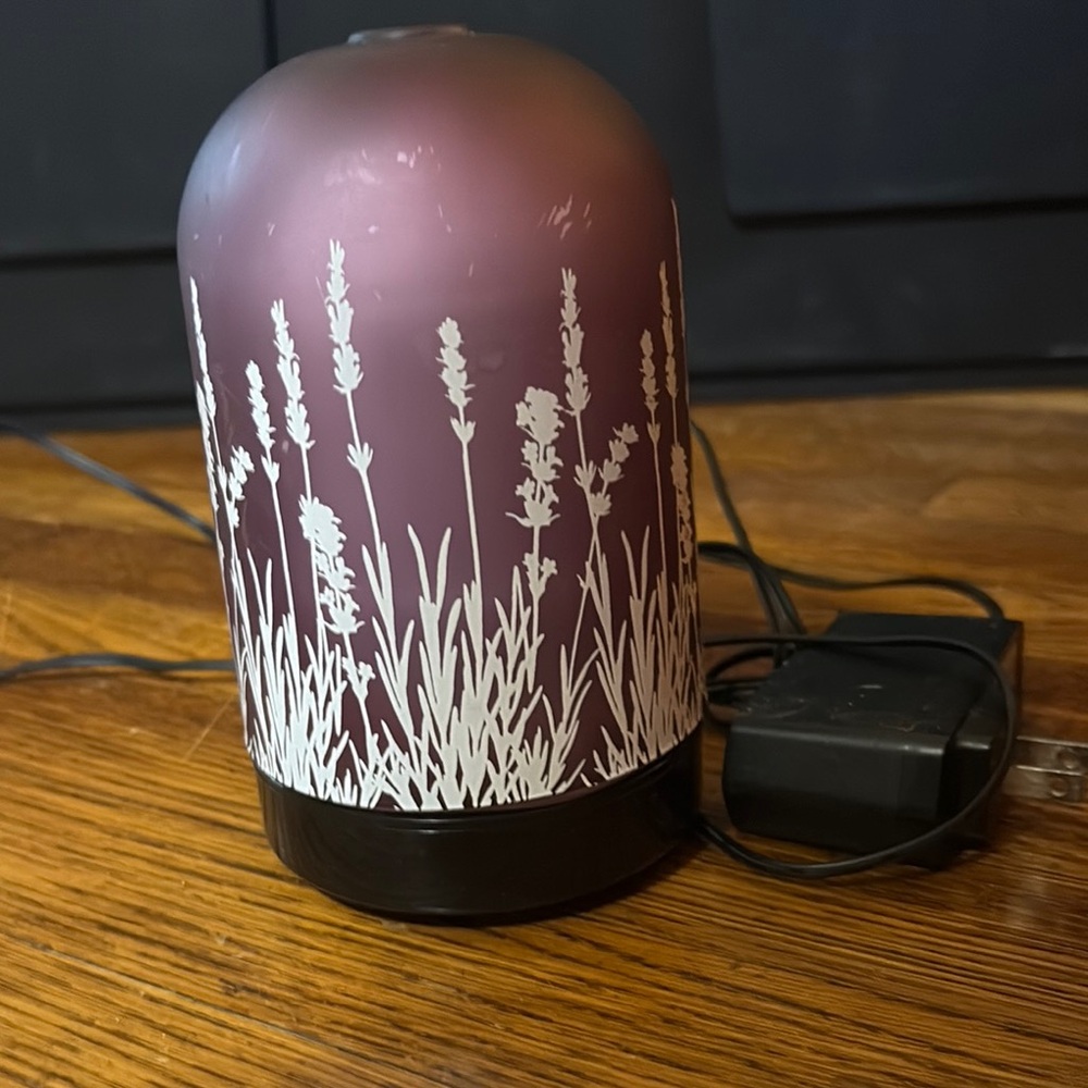 Lavender Patterned Aroma Diffuser